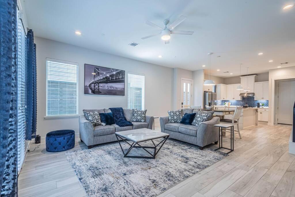 Charming 3-Bedroom Luxury Home Near Downtown, Nrg, Galleria & Medical Center Houston Exterior foto